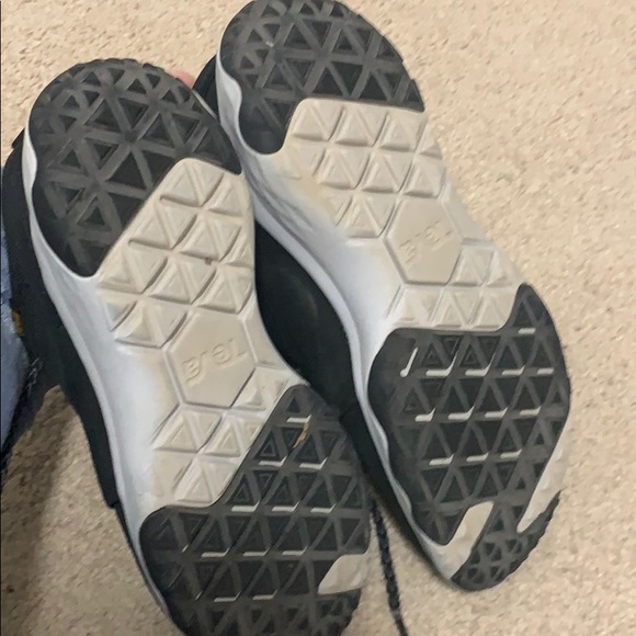 Teva hiking shoes - Picture 4 of 4